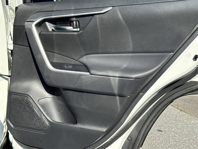 Used 2025 Toyota RAV4 XLE image 16