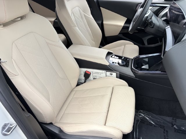 Certified 2026 BMW X3 xDrive30i w/ Premium Package AWD/4WD image 12