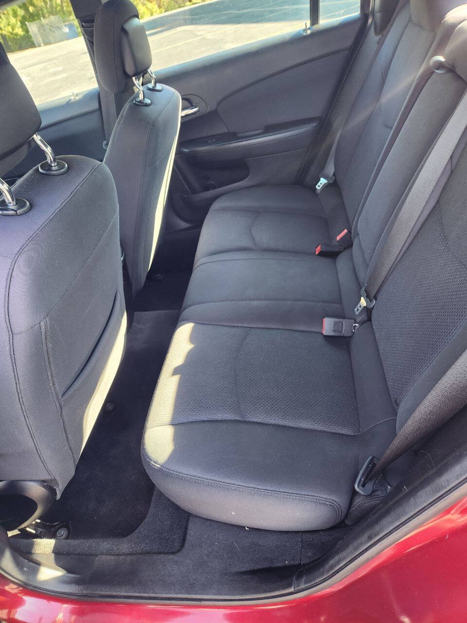 Used 2013 Chrysler 200 Touring FWD image 6