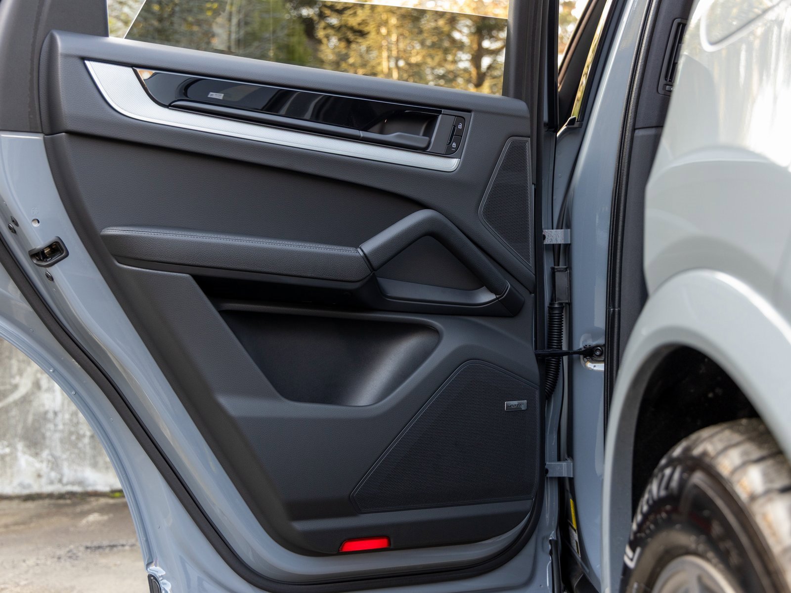 New 2025 Porsche Cayenne E-Hybrid image 38