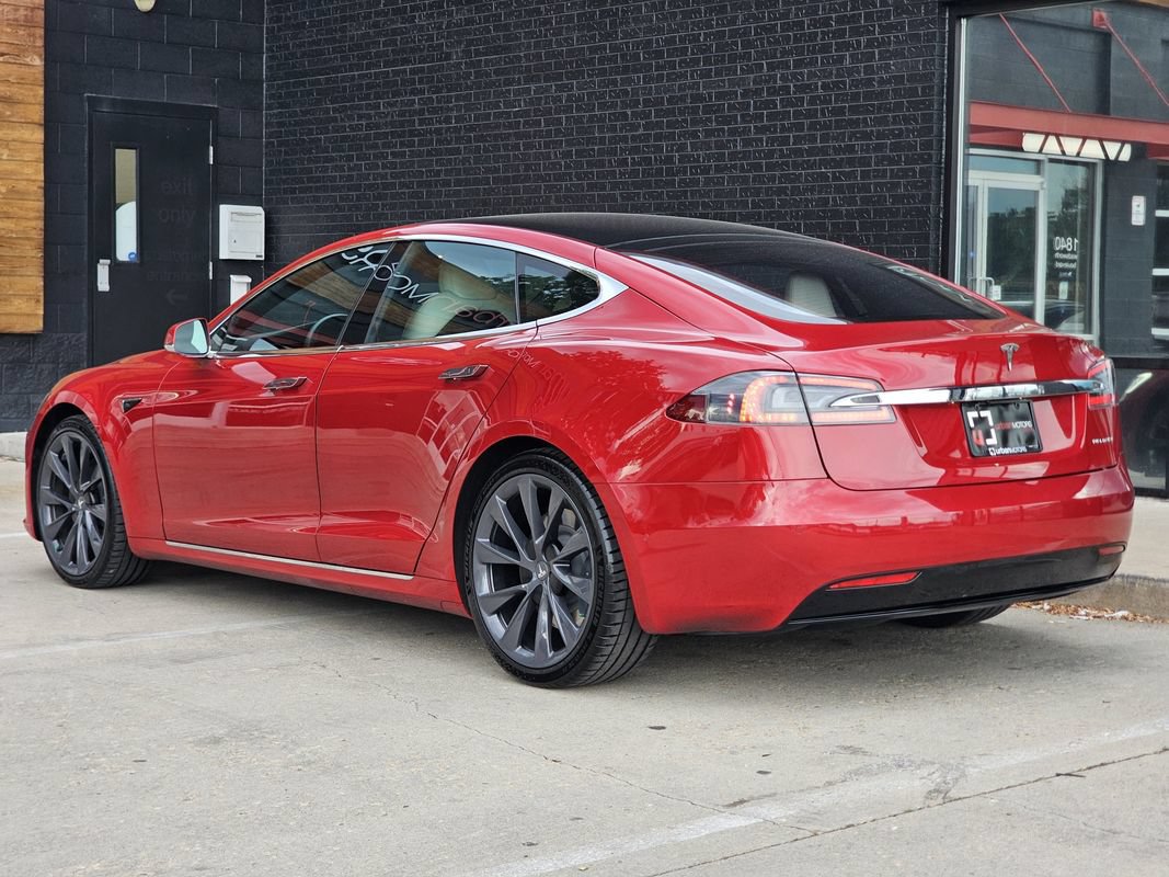 Used 2020 Tesla Model S Long Range Plus AWD/4WD image 3