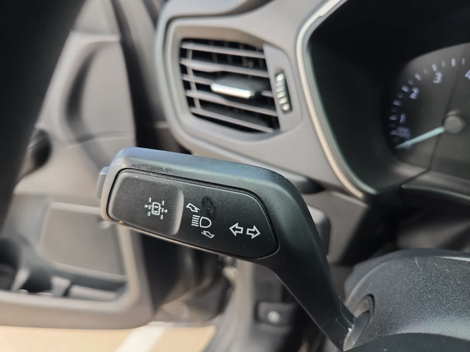 Used 2020 Ford Escape SE FWD image 24
