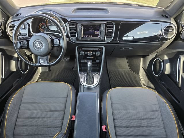 Used 2017 Volkswagen Beetle 1.8T Dune FWD image 19