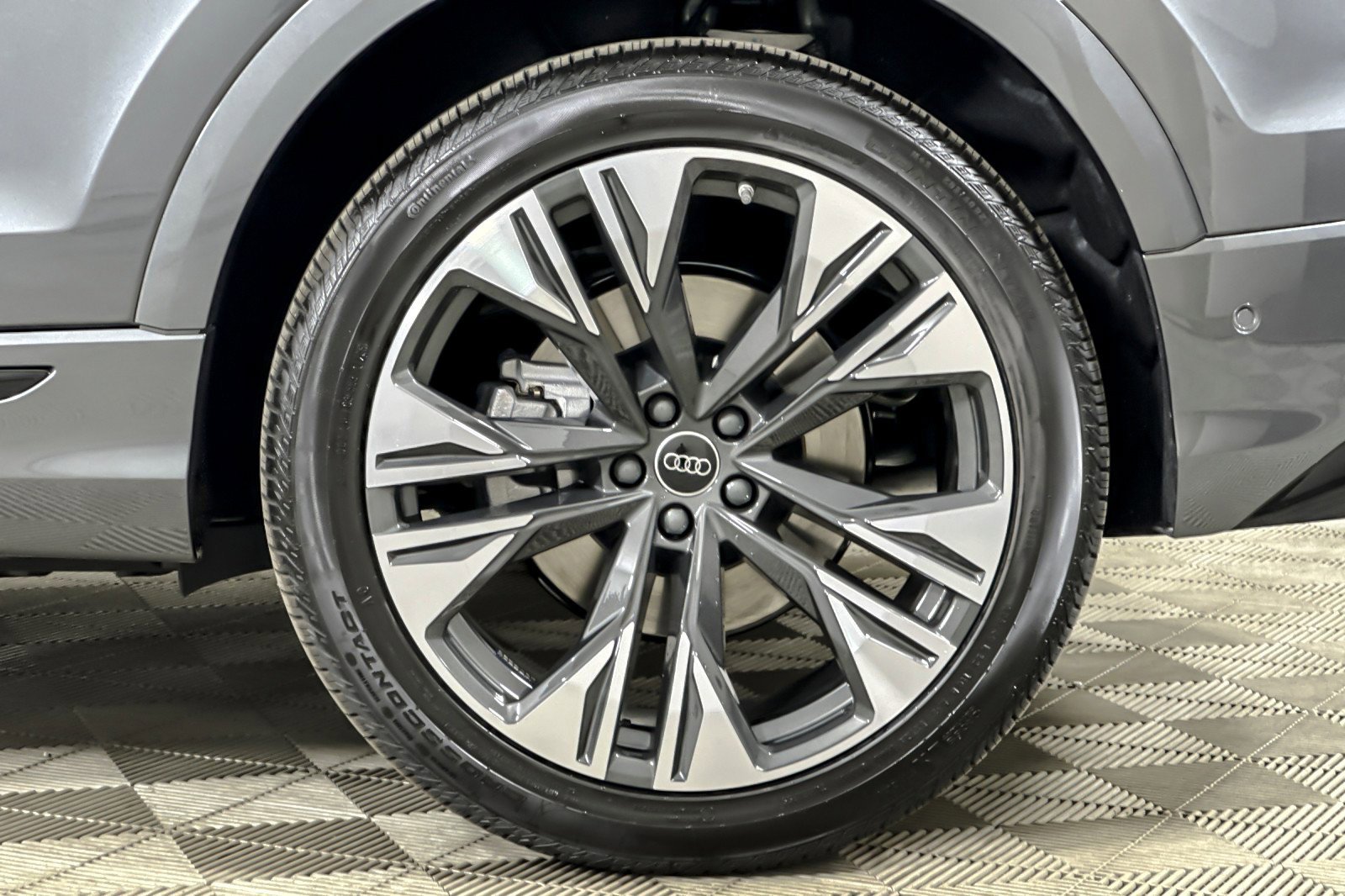 New 2026 Audi Q8 Premium Plus image 23