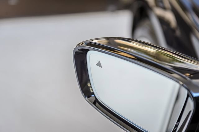 Used 2017 BMW 740i xDrive AWD/4WD image 55