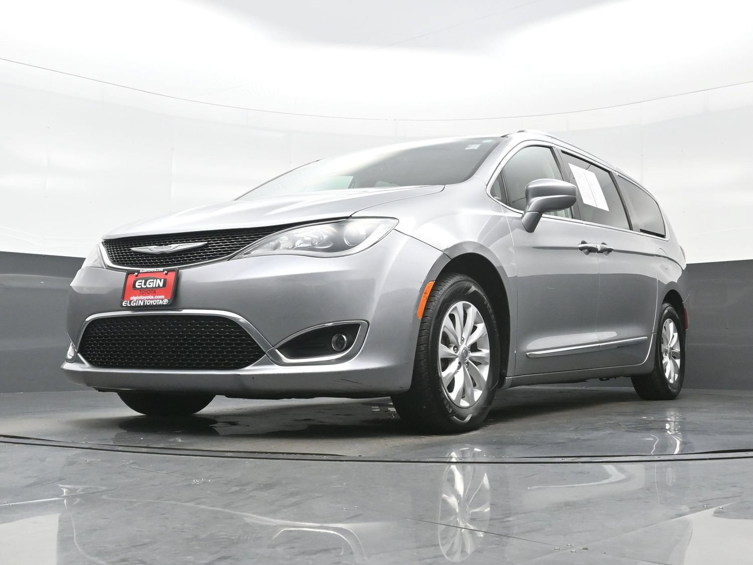 Used 2018 Chrysler Pacifica Touring-L Plus FWD image 29