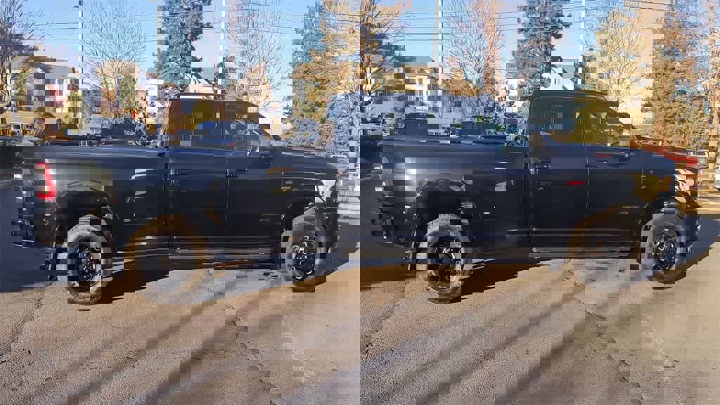 Used 2021 RAM 3500 Limited image 2