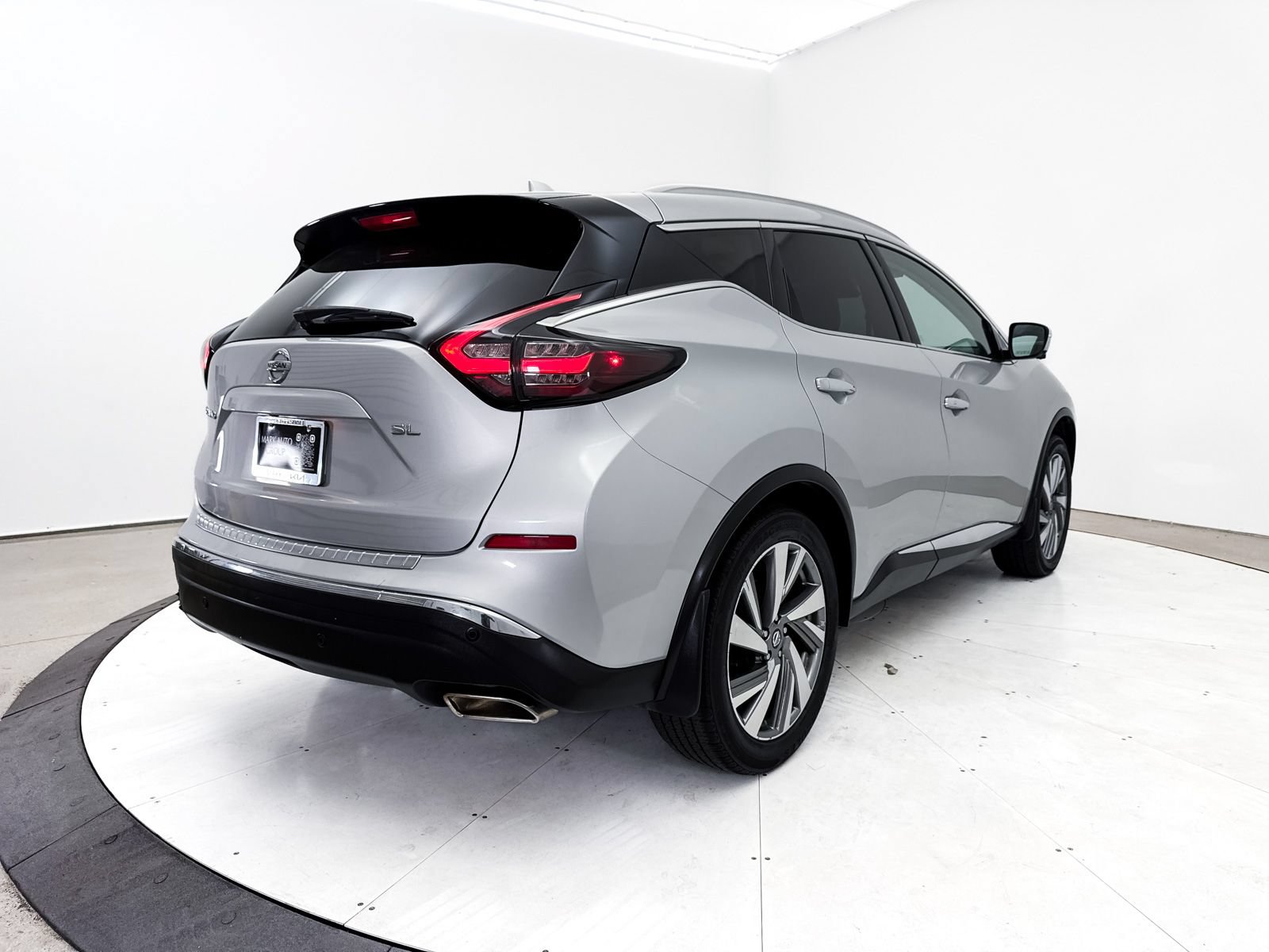Used 2020 Nissan Murano SL w/ Moonroof Package FWD image 17
