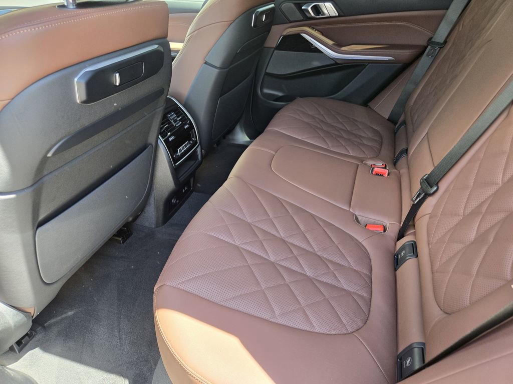 New 2026 BMW X5 xDrive50e w/ Executive Package AWD/4WD image 32