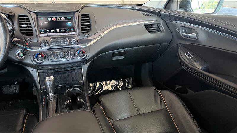 Used 2016 Chevrolet Impala LTZ FWD image 16