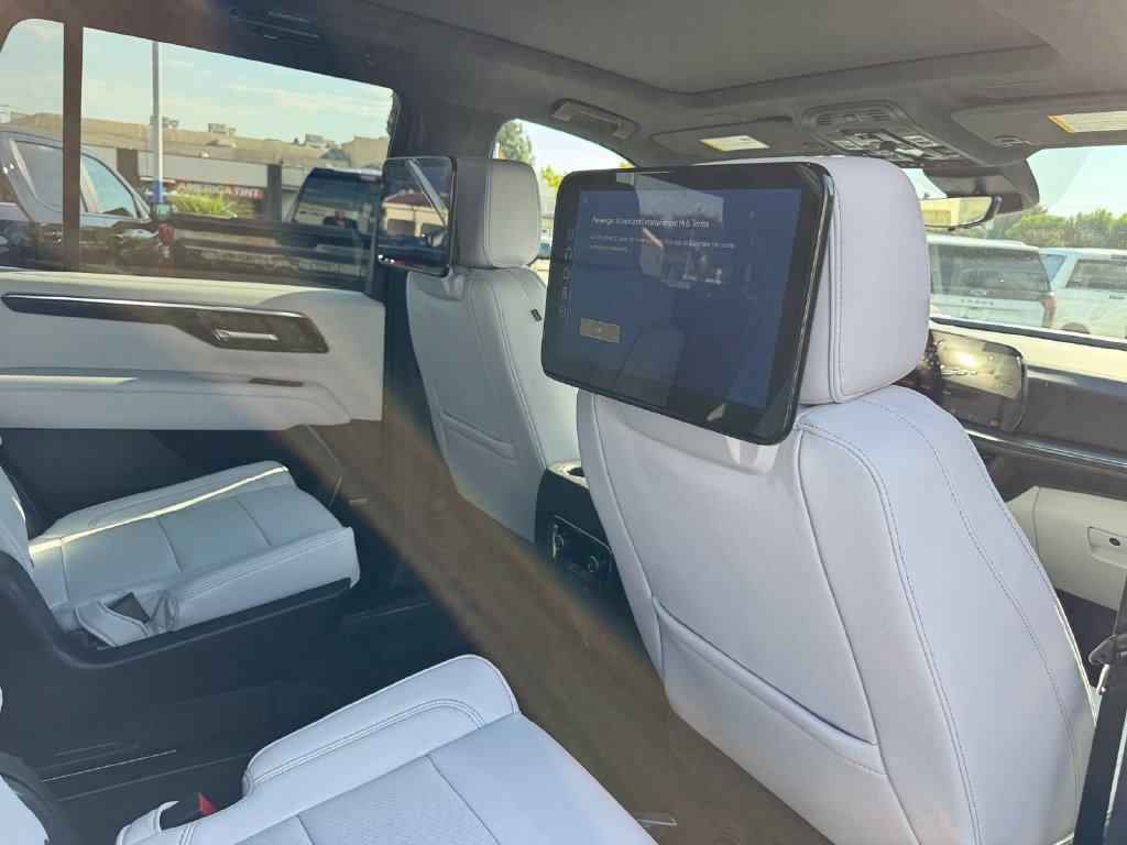 New 2026 Chevrolet Tahoe Premier AWD/4WD image 12