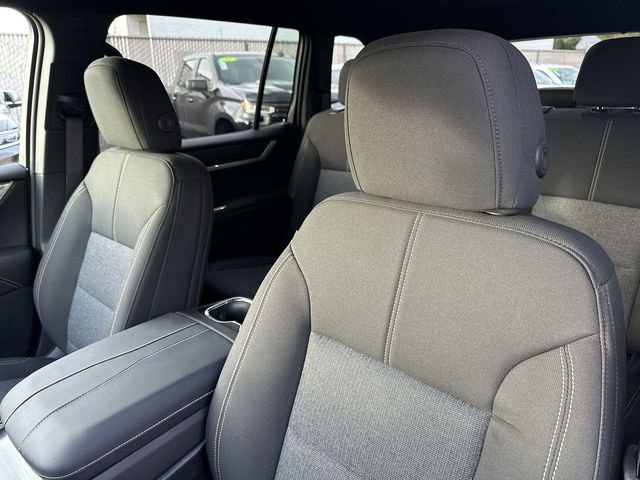 New 2025 GMC Acadia Elevation w/ Black Edition image 22