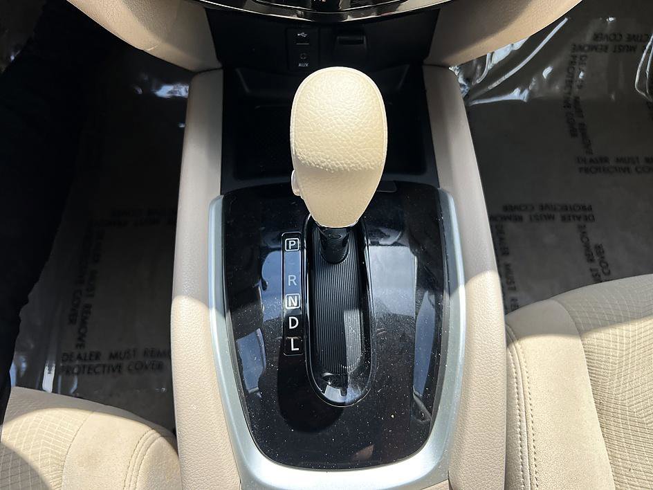 Used 2015 Nissan Rogue SV w/ SV Moonroof Package image 19