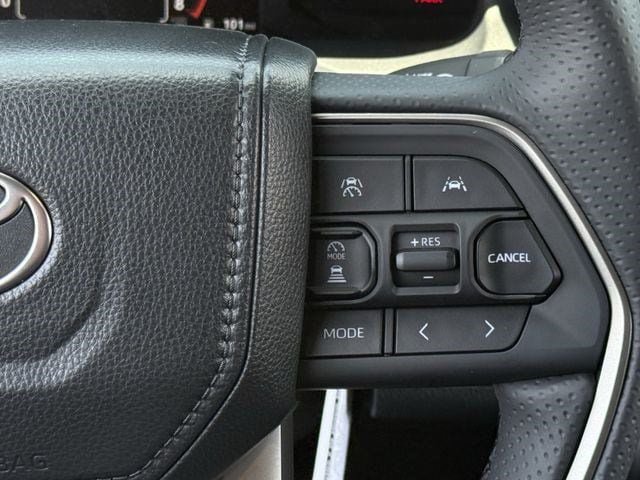 New 2026 Toyota 4Runner SR5 AWD/4WD image 15