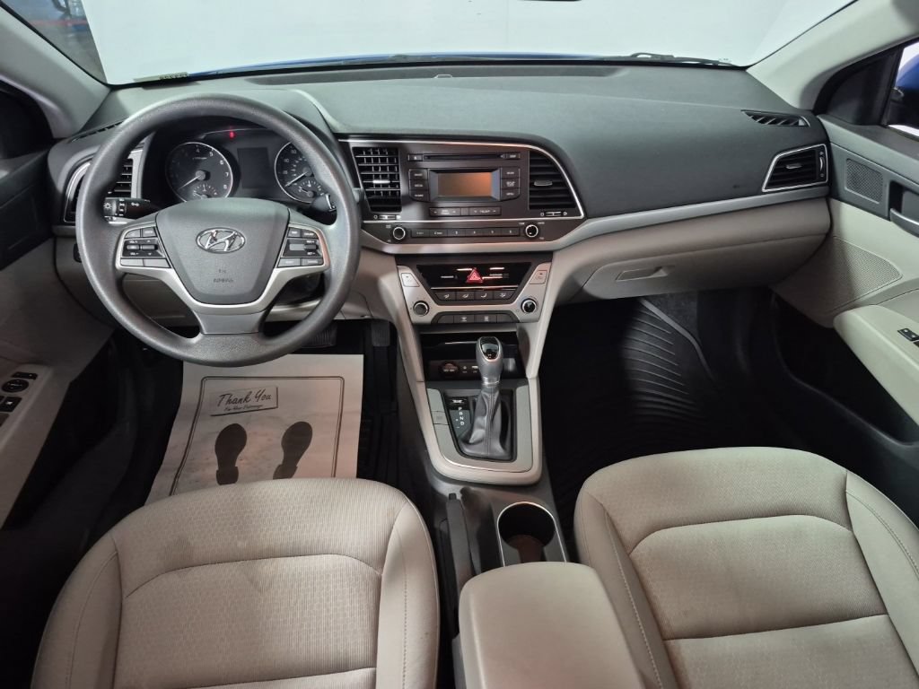 Used 2018 Hyundai Elantra SE w/ Winter Weather Package FWD image 18