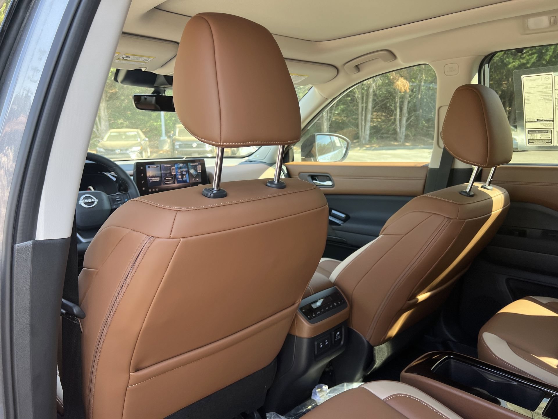 New 2026 Nissan Pathfinder Platinum AWD/4WD image 19