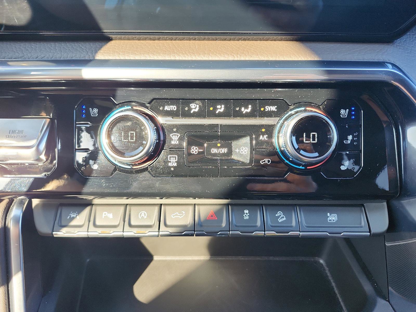 Certified 2024 GMC Sierra 1500 Denali image 20