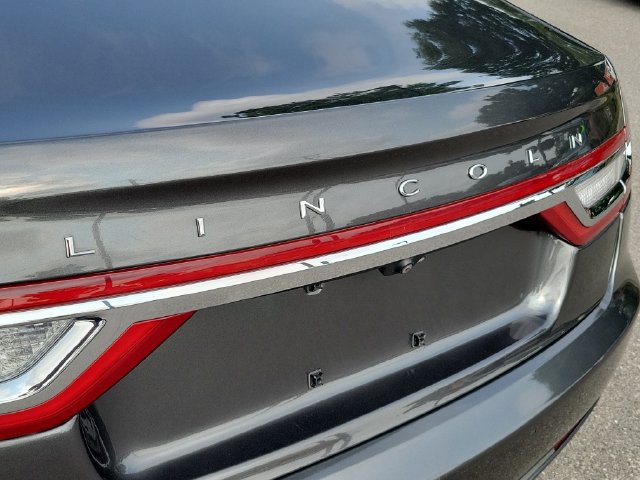Used 2018 Lincoln Continental Reserve w/ Continental Climate Package AWD/4WD image 29