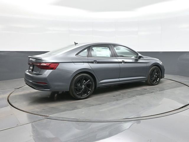 New 2026 Volkswagen Jetta SE image 7