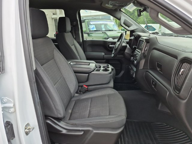 Used 2025 Chevrolet Silverado 1500 Custom Trail Boss AWD/4WD image 30