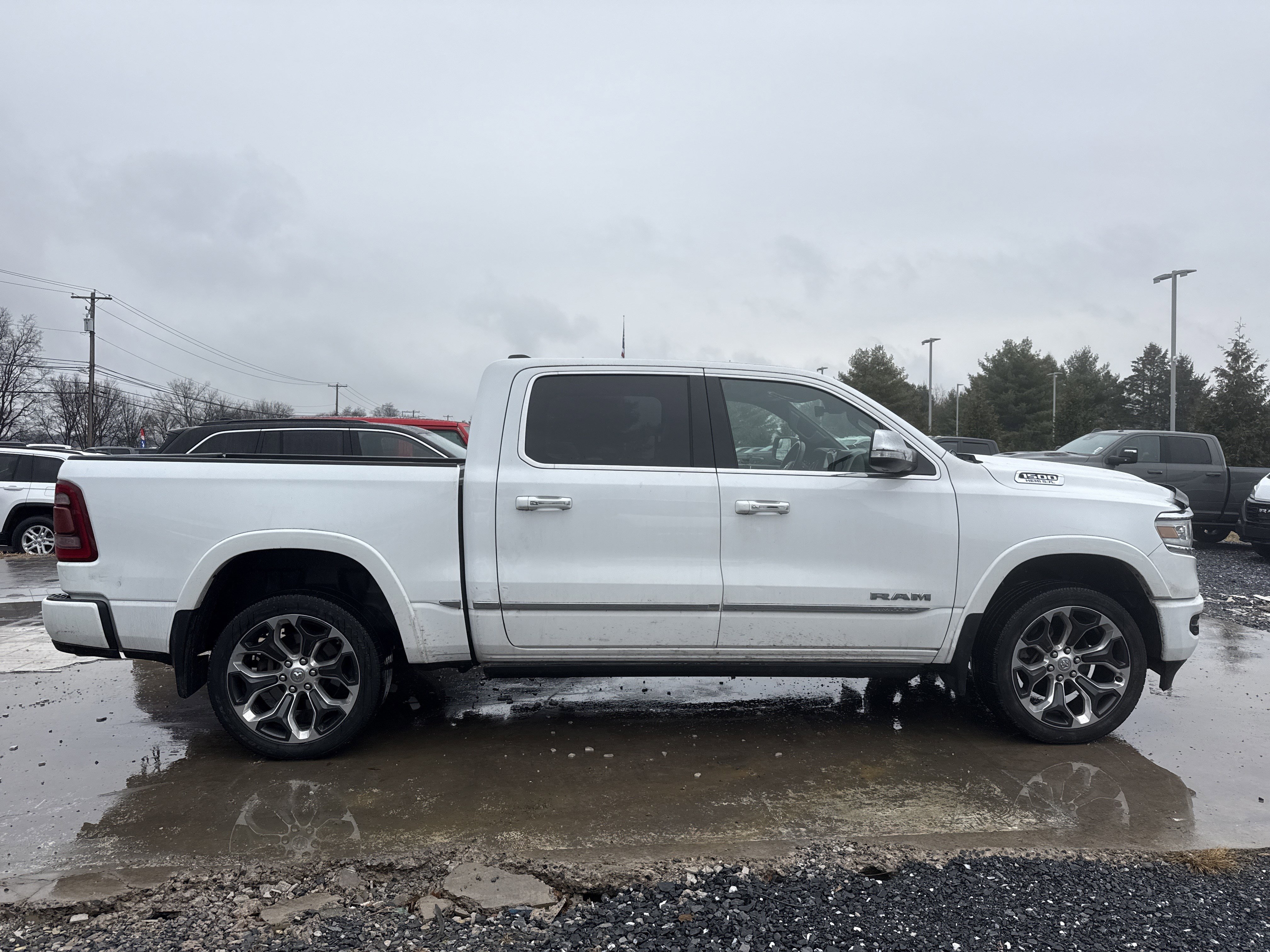 Used 2020 RAM 1500 Limited image 9