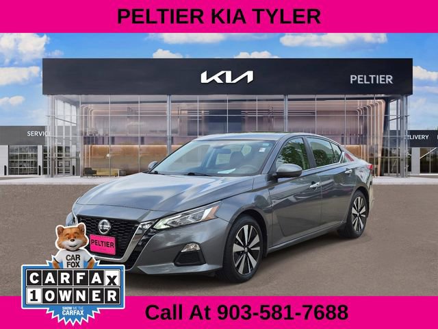 Used 2021 Nissan Altima 2.5 SV w/ SV Premium Package image 3