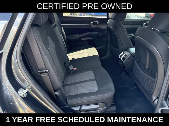 Used 2023 Kia Sorento LX AWD/4WD image 11