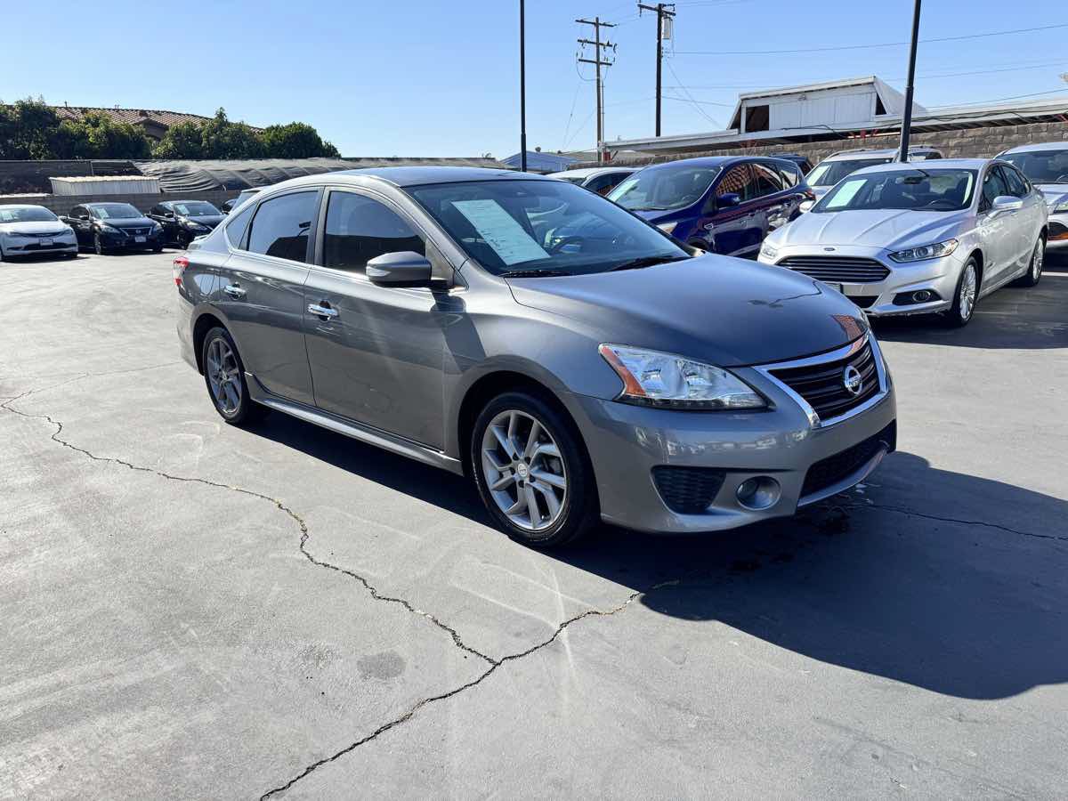 Used 2015 Nissan Sentra SR FWD image 8