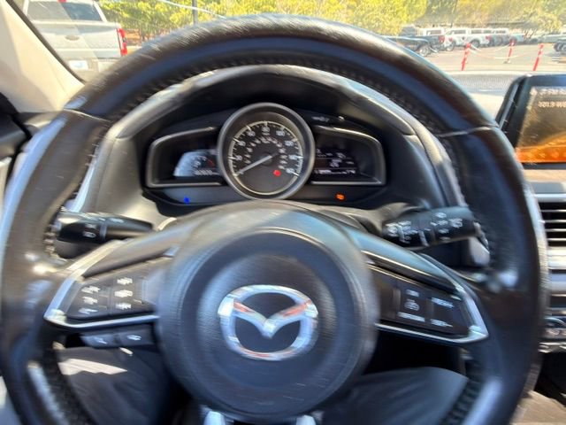 Used 2017 MAZDA MAZDA3 Touring FWD image 6