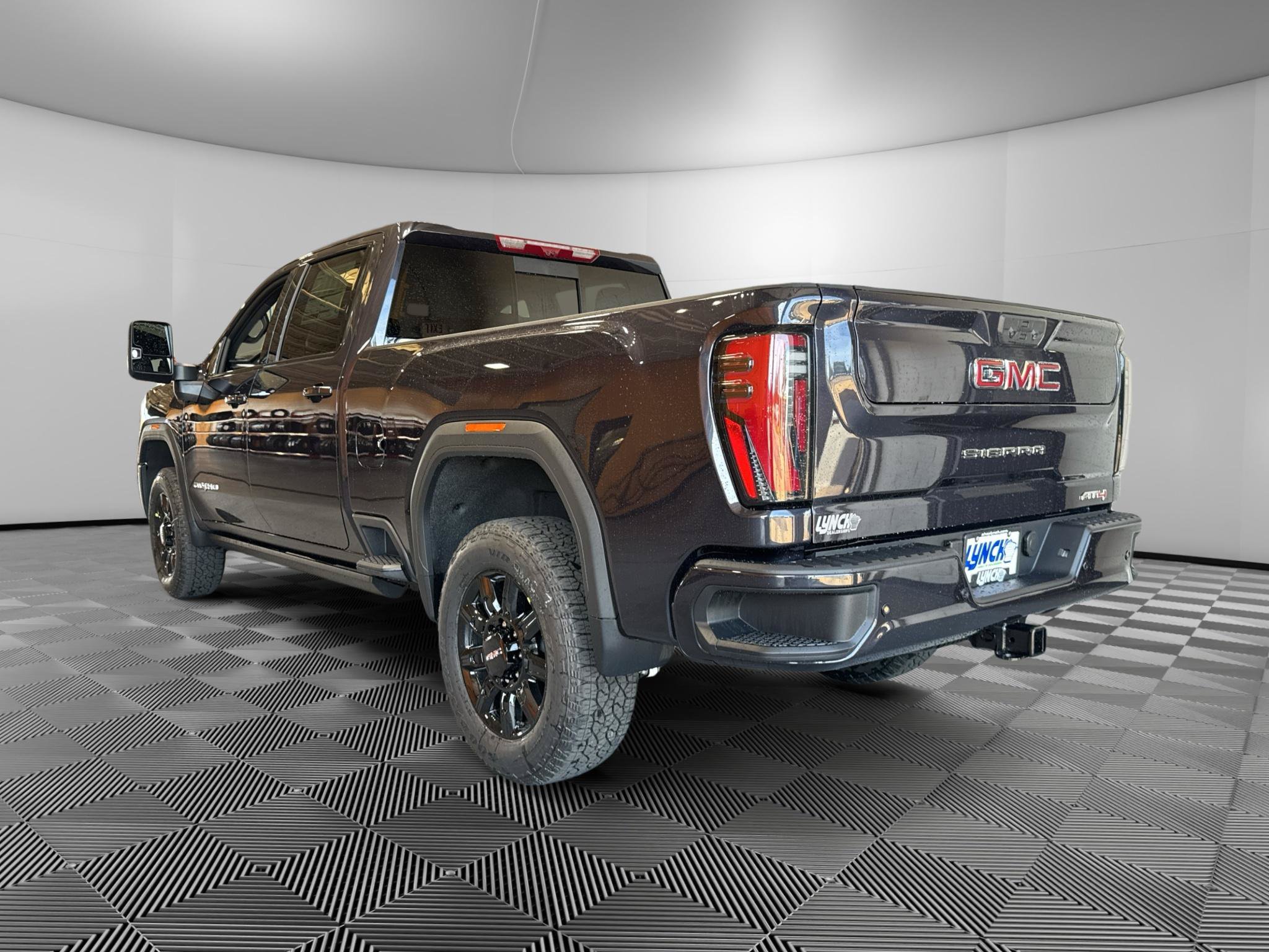 New 2026 GMC Sierra 2500 AT4 w/ AT4 Premium Plus Package AWD/4WD image 3
