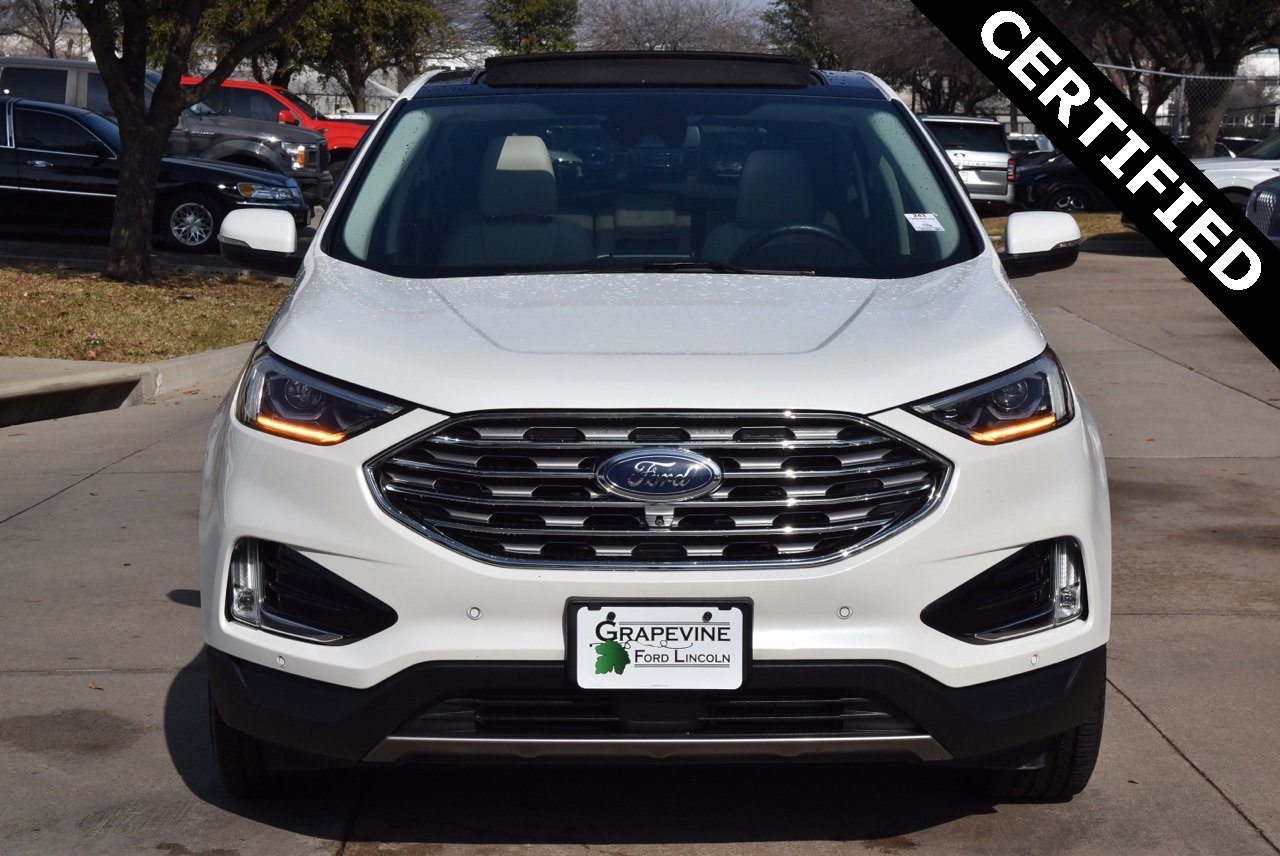 Certified 2021 Ford Edge Titanium w/ Equipment Group 301A image 3