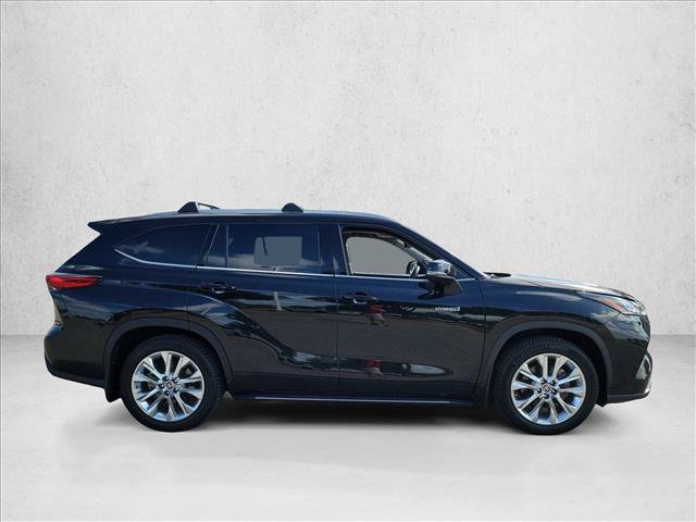 Used 2020 Toyota Highlander Limited FWD image 4
