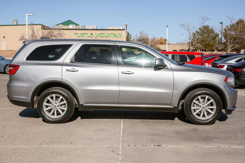 Used 2020 Dodge Durango SXT w/ 3rd Row Seating Group image 4