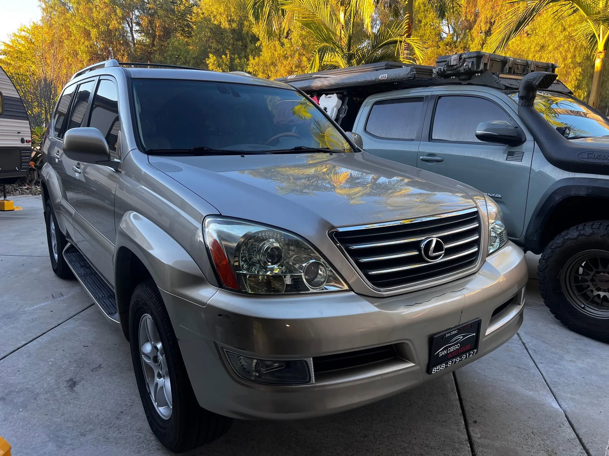 Used 2004 Lexus GX 470 AWD/4WD image 3
