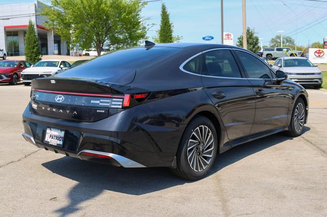 New 2025 Hyundai Sonata SEL FWD image 3