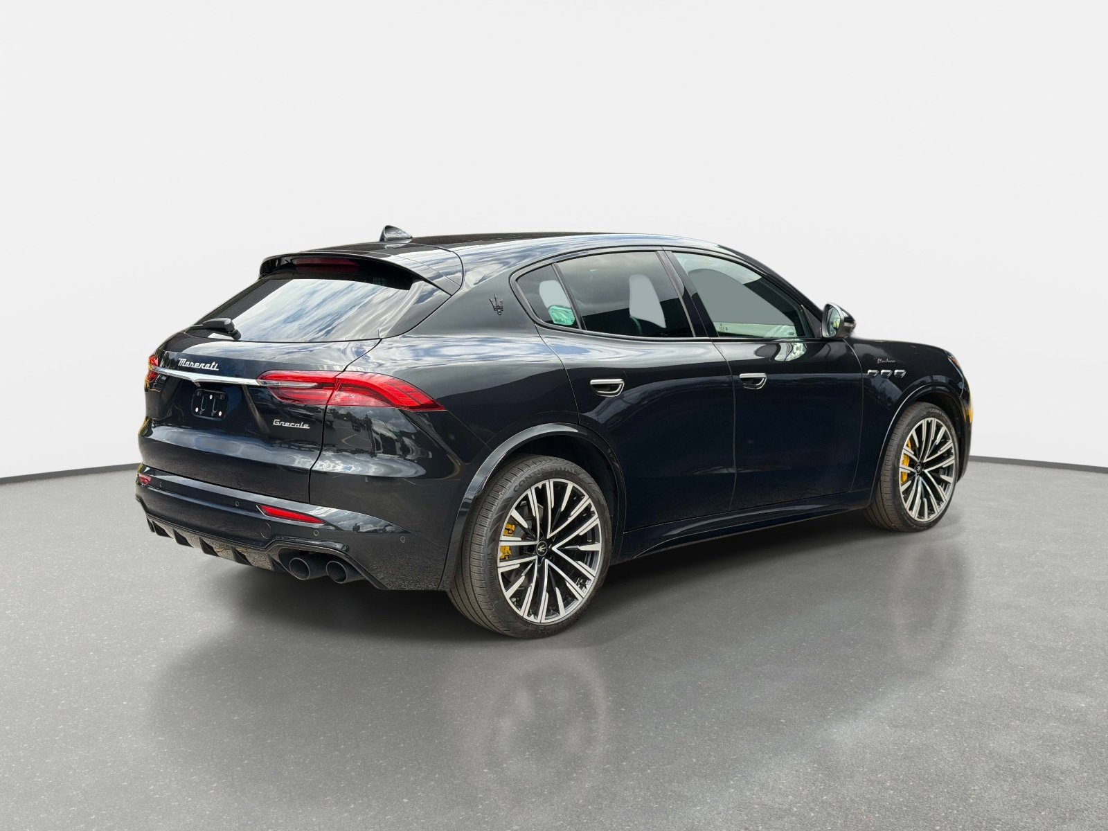 Used 2023 Maserati Grecale Modena image 3