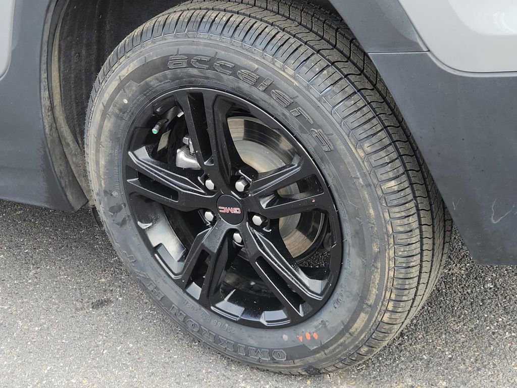 Used 2023 GMC Terrain AT4 image 7