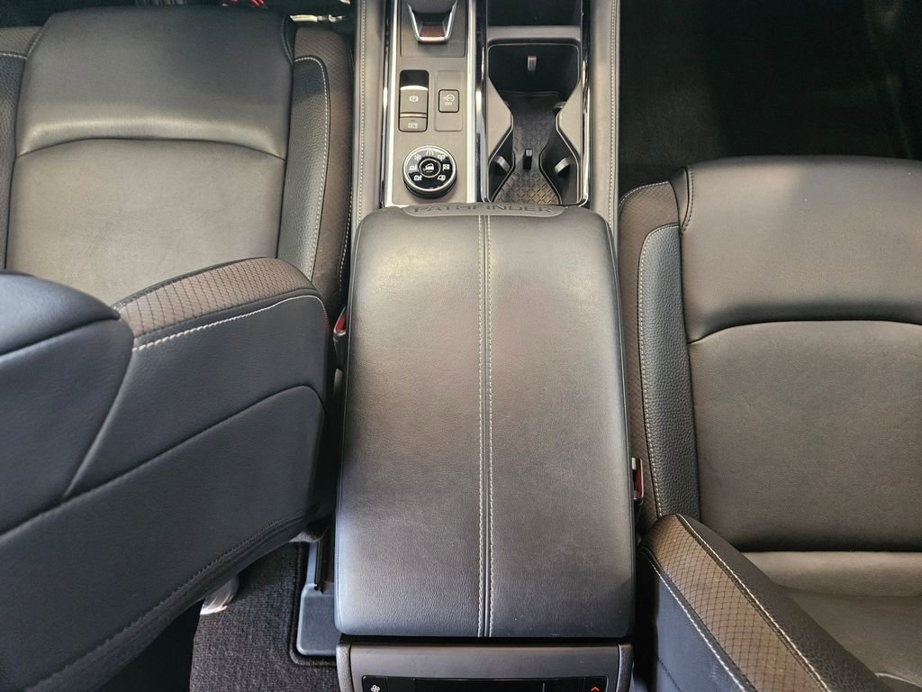 Certified 2025 Nissan Pathfinder SL AWD/4WD image 20