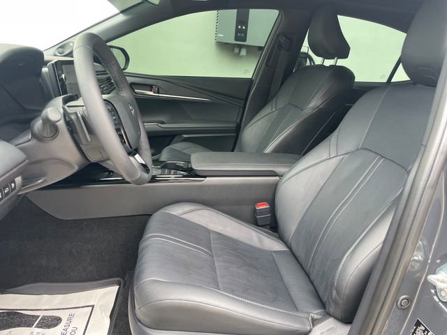 Used 2025 Toyota Camry XSE w/ Premium Plus Package FWD image 8