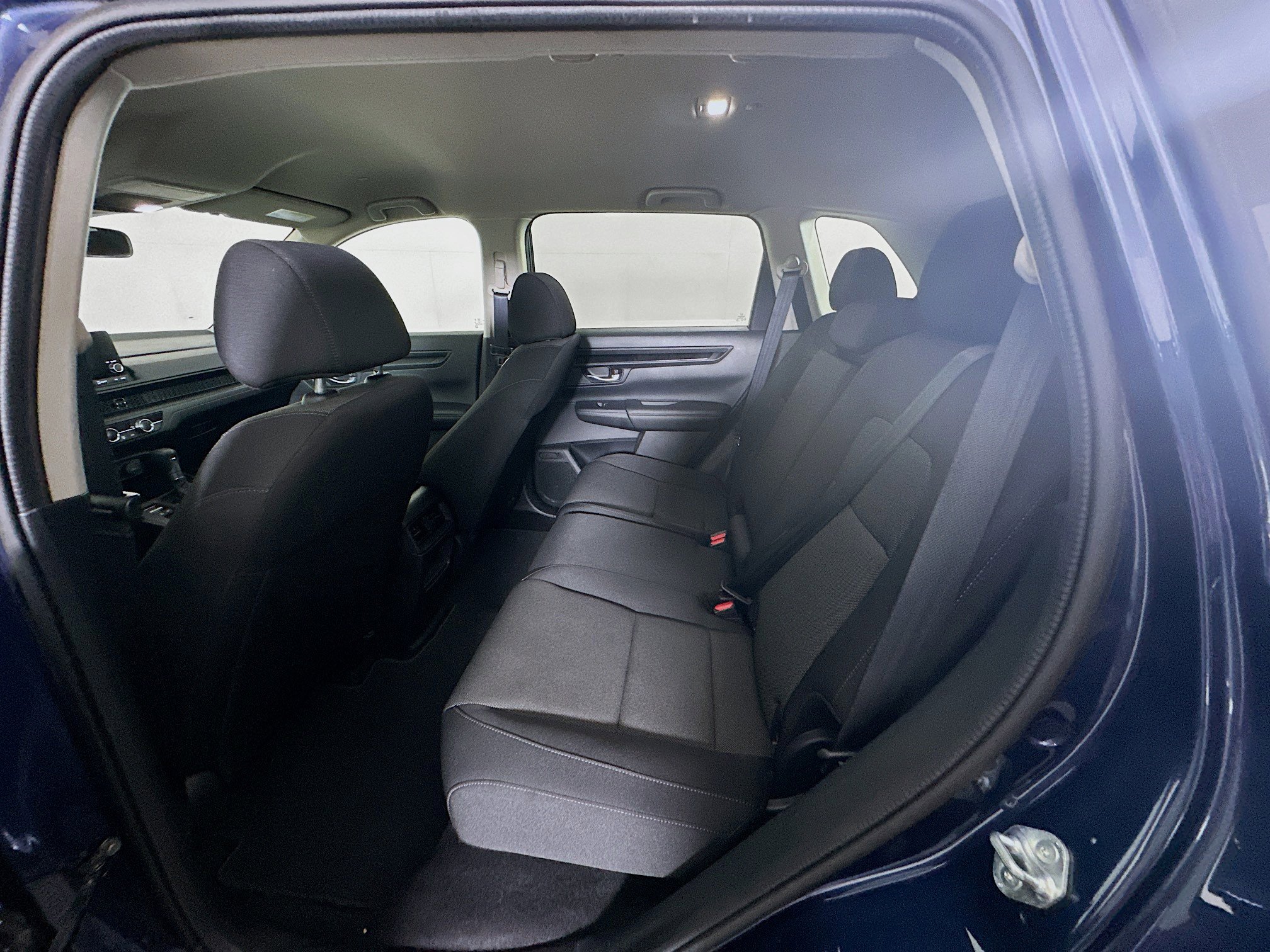 Used 2025 Honda CR-V LX image 28