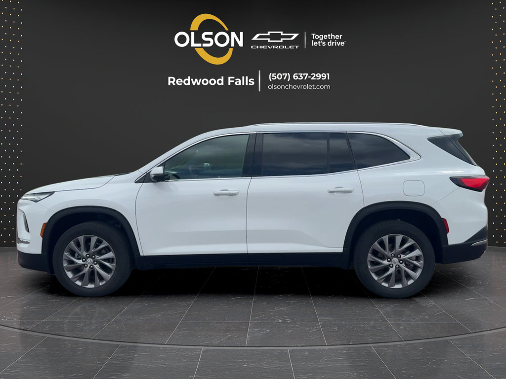 Used 2026 Buick Enclave Preferred AWD/4WD image 2