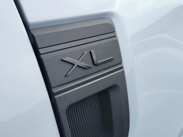 New 2025 Ford Maverick XL w/ Equipment Group 101A image 11