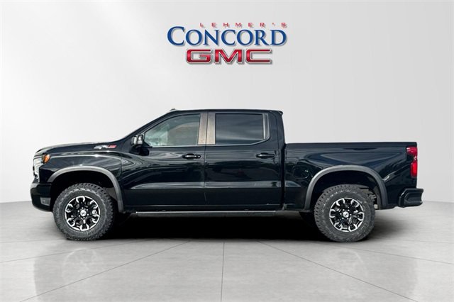 Used 2022 Chevrolet Silverado 1500 ZR2 w/ Technology Package image 7
