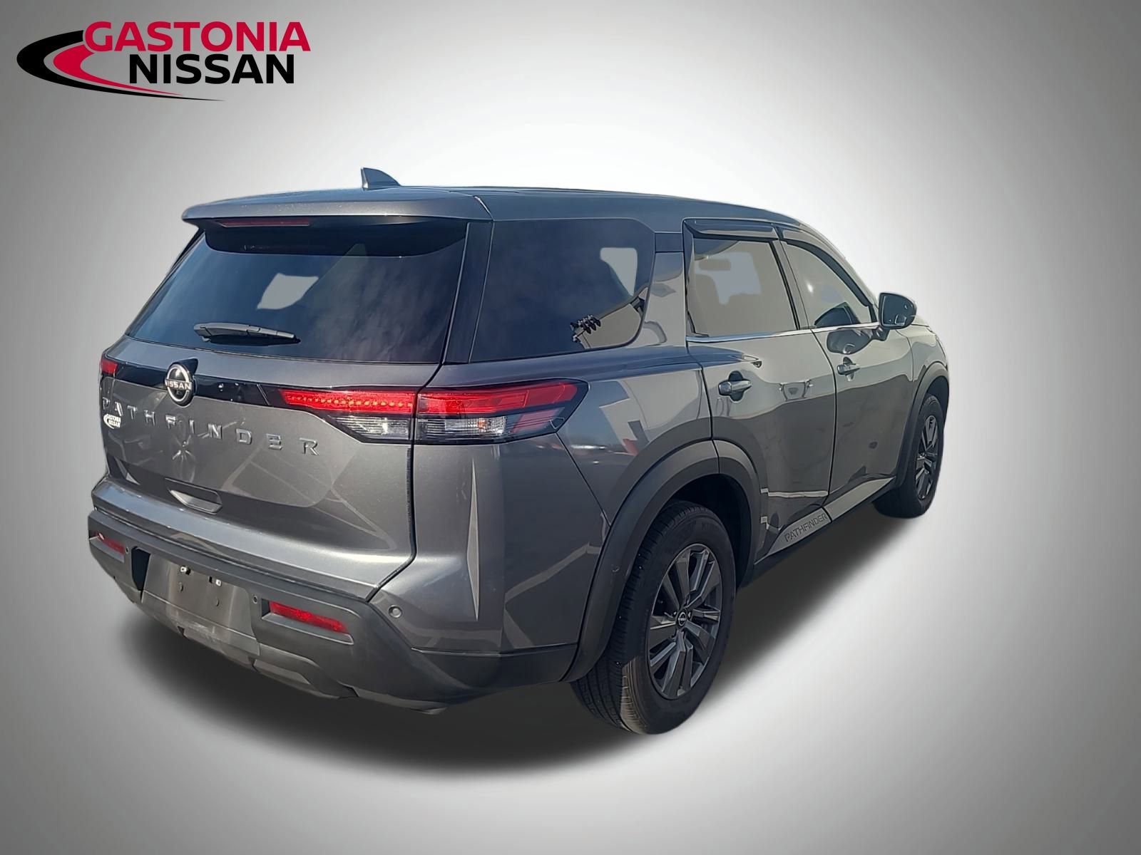 Used 2022 Nissan Pathfinder S image 11