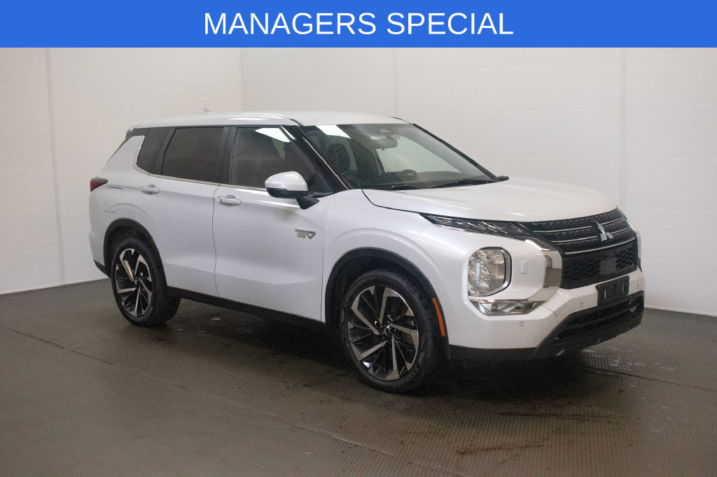 Used 2024 Mitsubishi Outlander 4WD Plug-In Hybrid