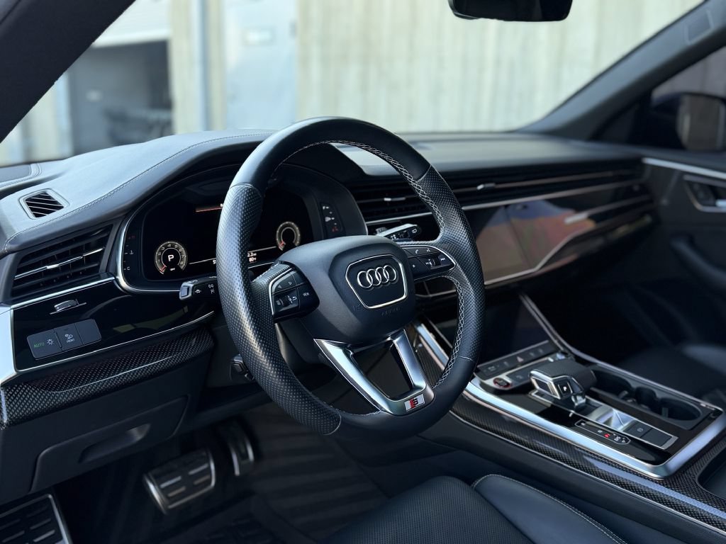 Used 2021 Audi SQ8 Premium Plus w/ SQ8 Black Optic Package AWD/4WD image 10