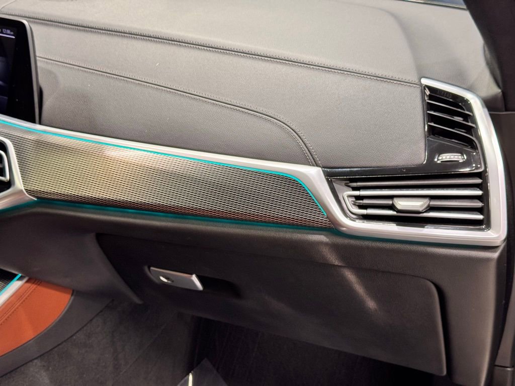 Used 2023 BMW X5 M50i w/ Executive Package image 28