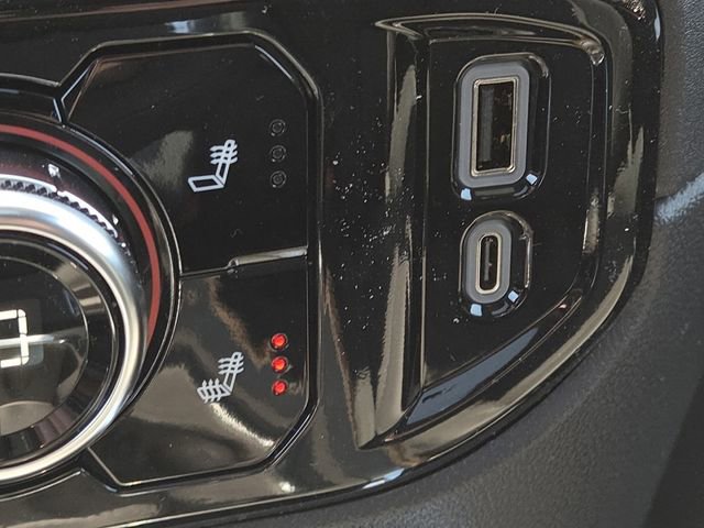 New 2026 GMC Sierra 1500 Elevation w/ Elevation Premium Package AWD/4WD image 9
