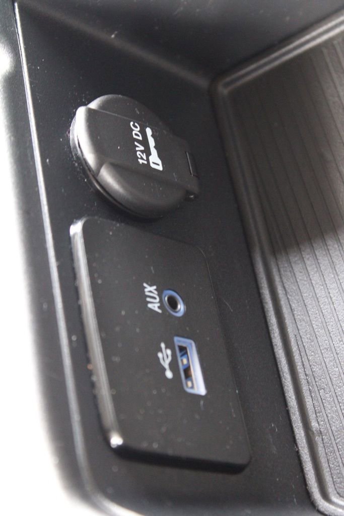 Used 2016 RAM 2500 Tradesman w/ Chrome Appearance Group image 40