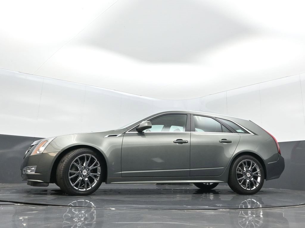 Used 2011 Cadillac CTS Premium image 29